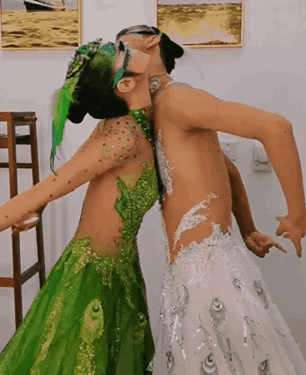 为艺献身当幌子，“一丝不挂”就上台，内娱的“流氓真相”谁来管