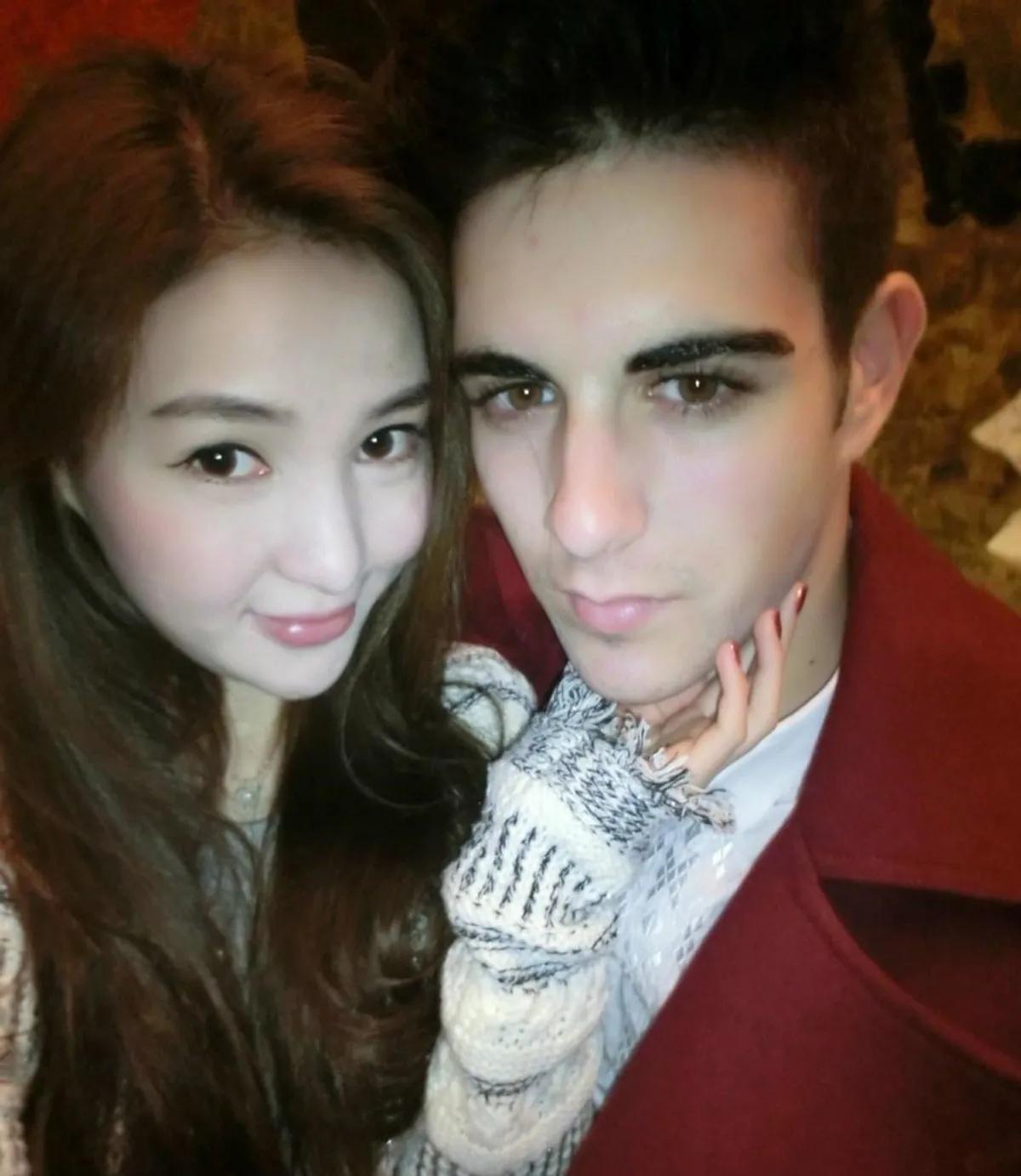 炫富达人郭美美,每次交易大赚5万,王干爹直呼:她是我的噩梦!