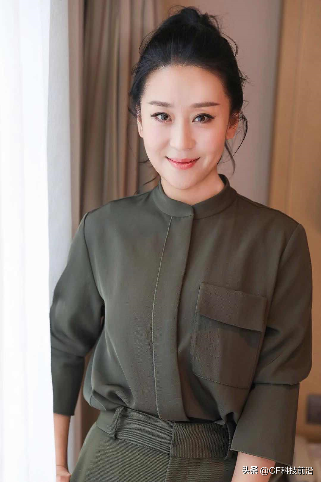 拥有私人飞机的10位明星，有人是隐藏的富豪，有人买得起却开不起