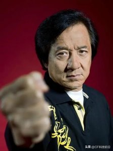 ​拥有私人飞机的10位明星，有人是隐藏的富豪，有人买得起却开不起