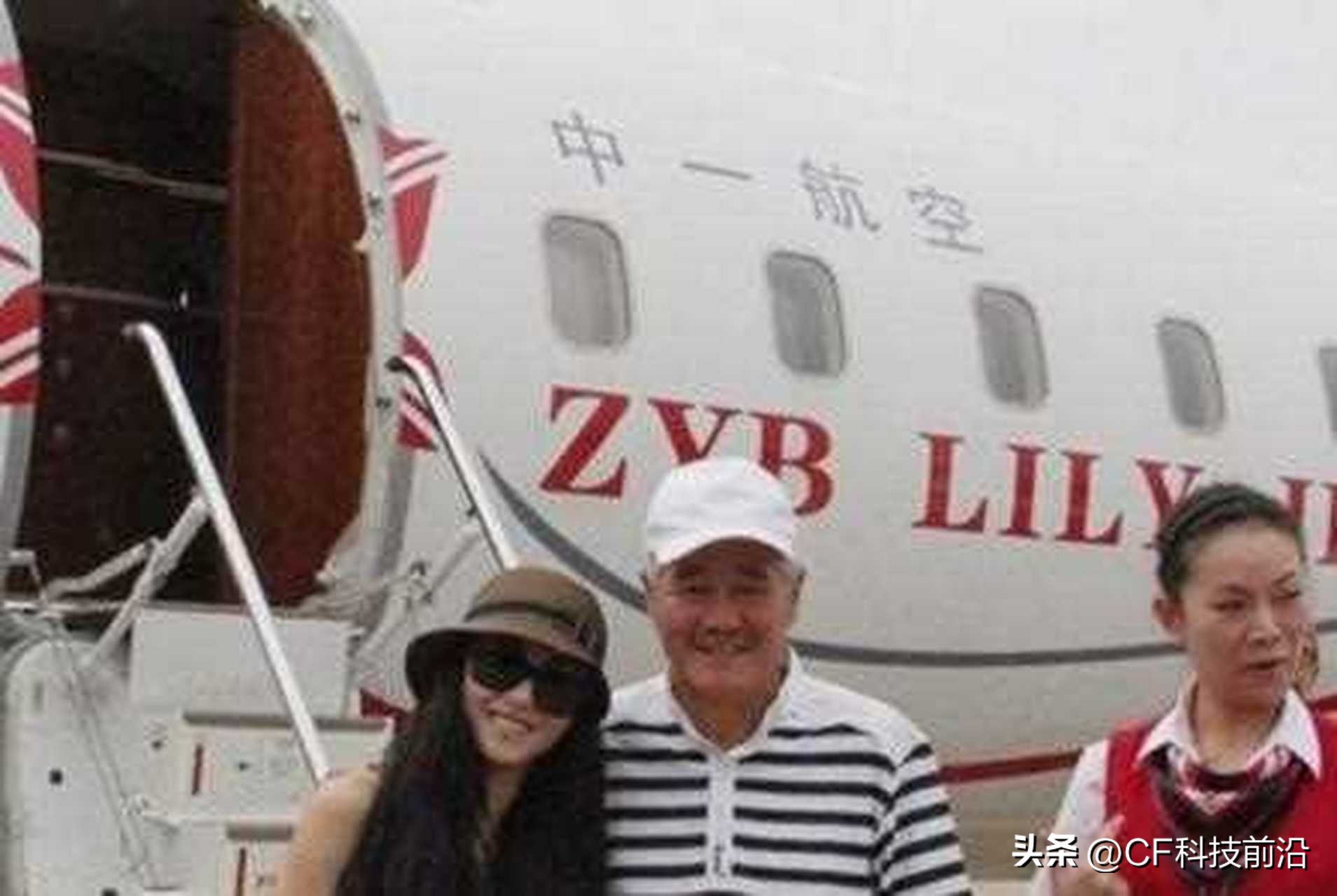 拥有私人飞机的10位明星，有人是隐藏的富豪，有人买得起却开不起