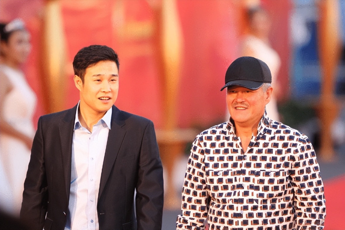 “自毁星途”小沈阳：发飙怒斥明星大咖，挑衅孙红雷与赵本山分家