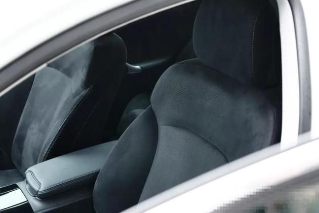 二手雷克萨斯IS250：“冻龄”神车，好开又优雅-