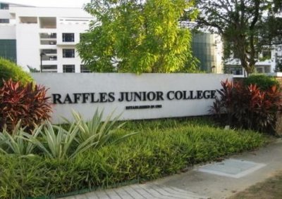 ​新加坡莱佛士学院(莱佛士学院集团)