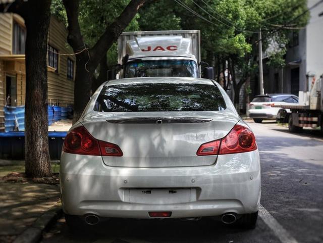 2020年了，VQ37还是神机吗？成都锦和二手车市场带你看英菲尼迪G37-