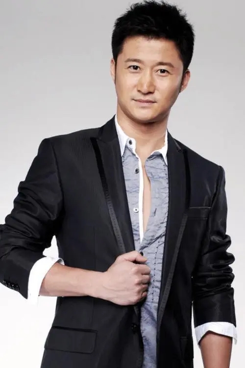 贾静雯吴京亲密牵手！两人当众对视热聊惹争议，修杰楷的回应亮了