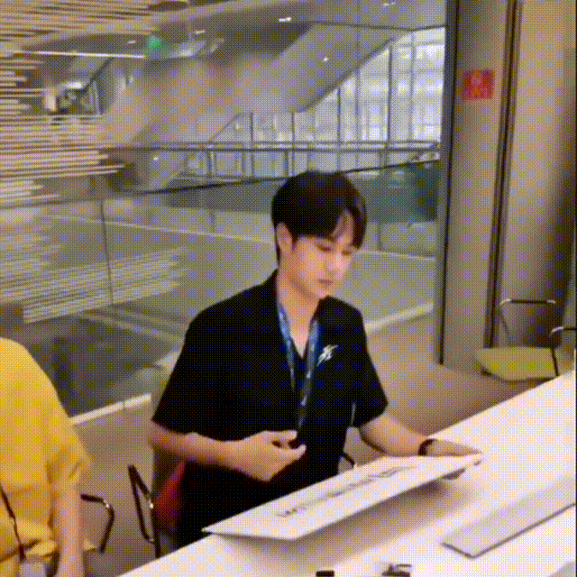 绝望的文盲能演好戏吗?央视网下场痛批,内娱遮羞布终被揭开!