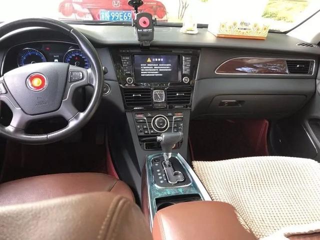 二手的红旗能卖多少钱？保值不保值？-