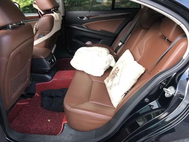 二手的红旗能卖多少钱？保值不保值？-