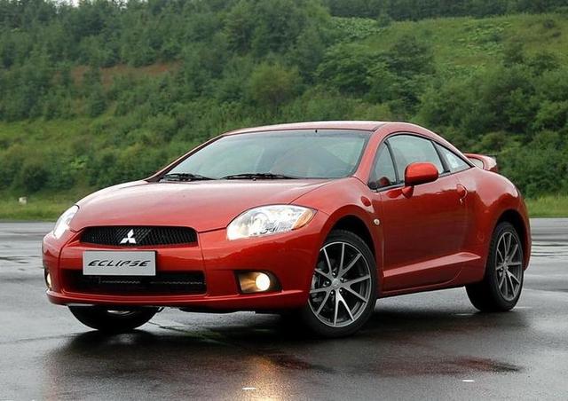 想入手廉价二手跑车，别只盯着酷派了，这台三菱其实更加合适！-