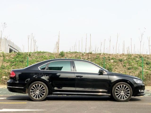 二手大众帕萨特到底好不好？用成都锦和二手车市场这辆11年的告诉你-