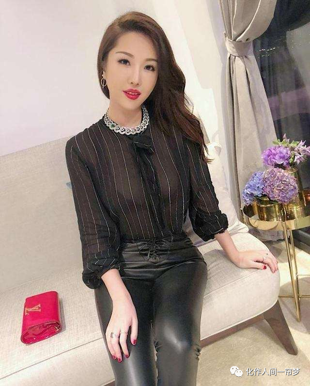 她是“第二代叶子楣”，身材不输柳岩，为事业孤身赴欧，归来依旧