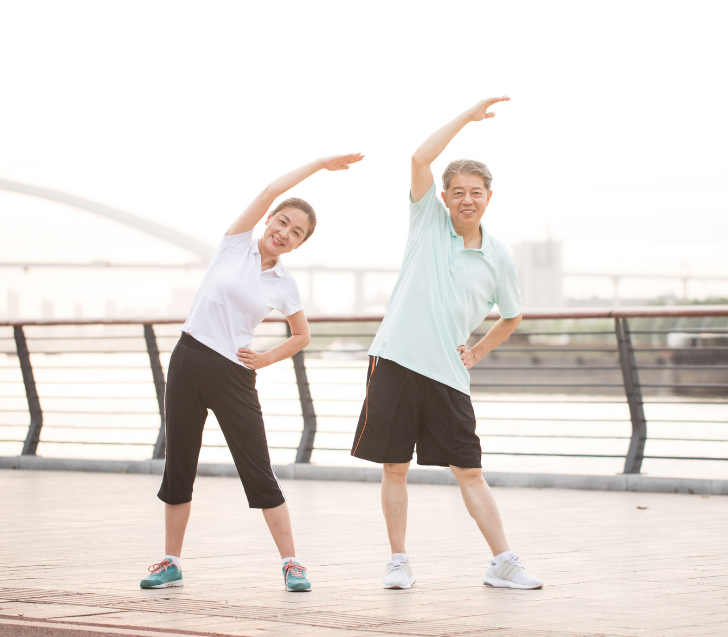 早上到底几点起床最健康？不是5点也不是7点，50岁以上最好看看