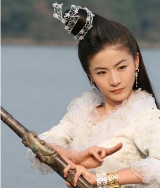 神似张柏芝的贡米跑去整容了!曾经的神颜如今模样大变,让人唏嘘