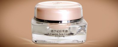 擦完粉底液后应该擦什么