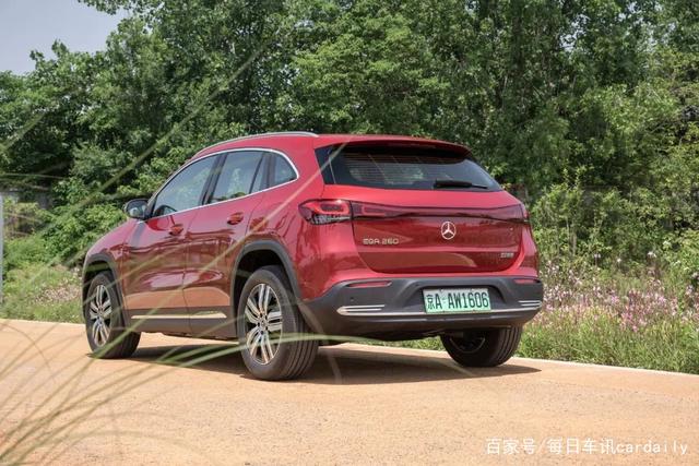 试驾归来，为什么说奔驰EQA最适合都市一族？-