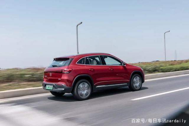 试驾归来，为什么说奔驰EQA最适合都市一族？-