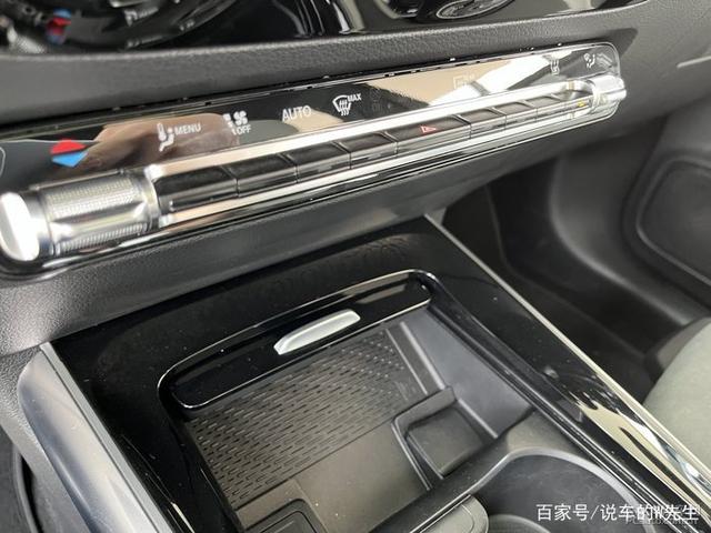 灵活好开,全新奔驰EQA等待你的试驾-