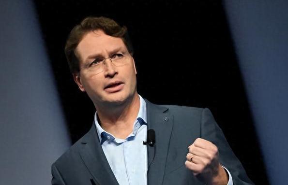 德国奔驰CEO发声:坚定支持中国,警告与中“脱钩”不可想象-