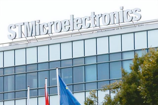 梅赛德斯-奔驰CEO:中欧美“紧密交织”,脱钩将让德产业面临风险-