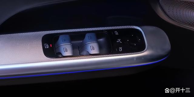 2024新款奔驰GLC轿跑400e 4MATIC 外观 内饰-