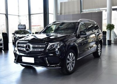 奔驰按“闹”分配?兰州之星情景重现!网友:两家店一个老板