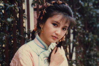 曾华倩:和富豪老公离婚后,10年辛苦付出把儿子培养成了游泳健将