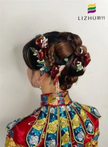 中式新娘发型教程(中式新娘发型特点)