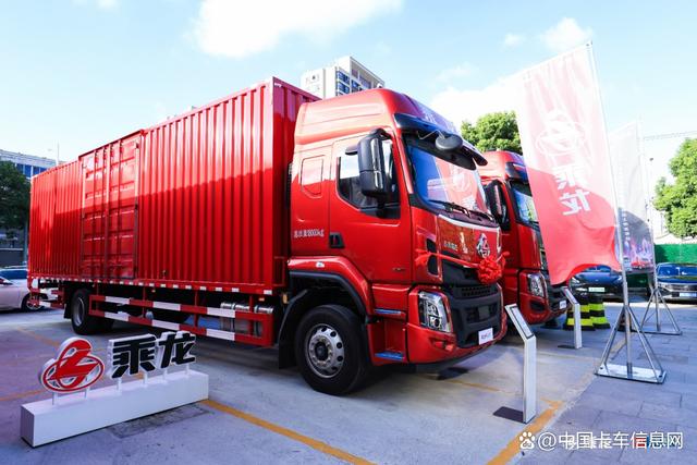 欧曼智蓝底部换电重卡领衔！8月还有哪些重磅新车上市？-