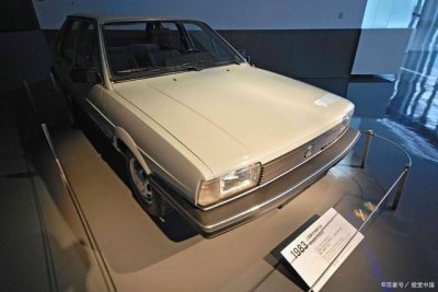 ​桑塔纳2000多少钱 (桑塔纳2000二手车价格分析，性价比高)