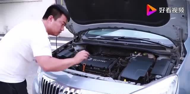 不到5万买辆二手别克英朗XT，空间动力都很棒，车主：油耗有点高-