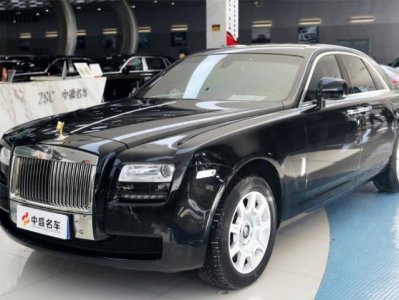 ​北京二手车市场看到了5台二手豪车，各个高颜值，价格百万起步