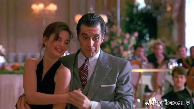 阿尔帕西诺有什么好电影(阿尔帕西诺演的都是黑帮片)(7)