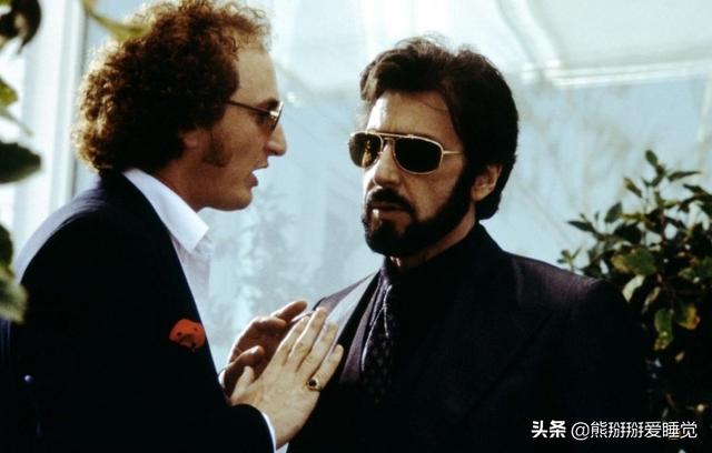 阿尔帕西诺有什么好电影(阿尔帕西诺演的都是黑帮片)(6)