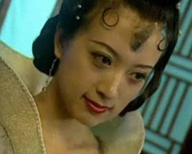 《西游记》里面的孔雀公主,曾陷入“短信门”,现在成这个样子!