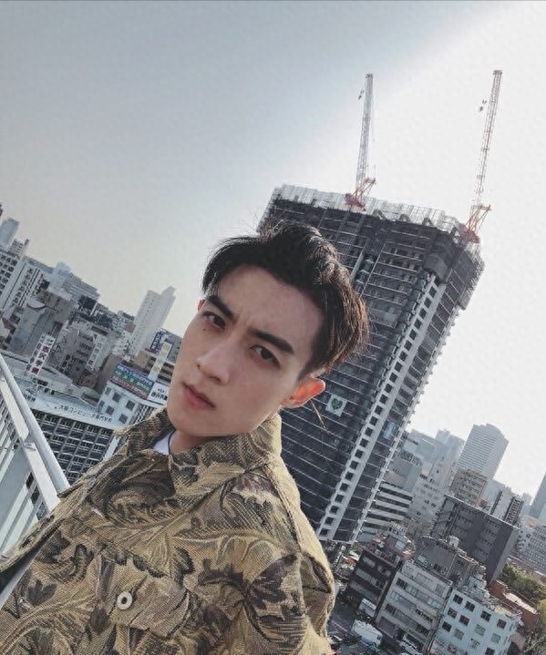 X玖少年团几位成员参演《哦!我的皇帝陛下》,我只认识肖战!