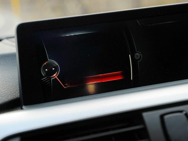 2011款 325i 敞篷轿跑车 宝马3系(进口)配置怎么样 宝马3系(进口)购车手册-