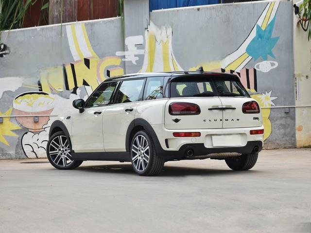 2011款 1.6L ONE MINI CLUBMAN空间怎么样 MINI CLUBMAN购车手册-