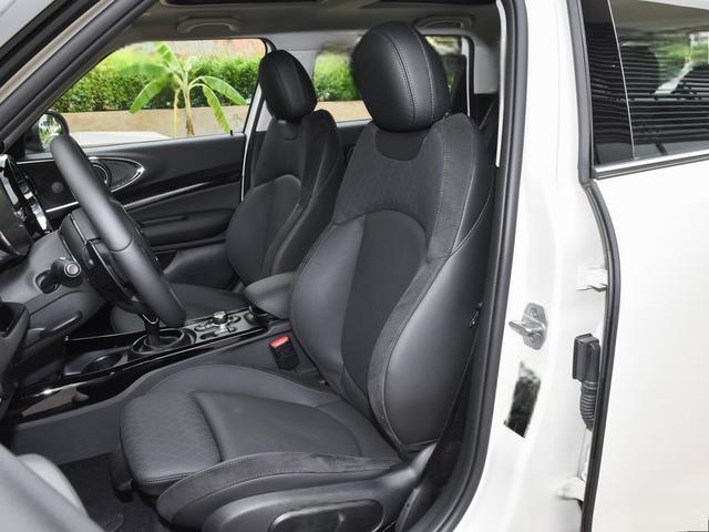 2011款 1.6L ONE MINI CLUBMAN空间怎么样 MINI CLUBMAN购车手册-