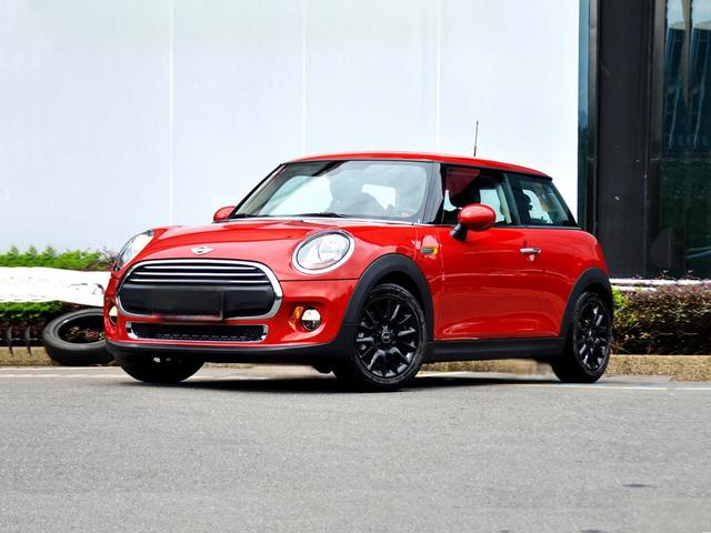 2022款 2.0T COOPER S The Coopers 纪念版 MINI 动力怎么样 MINI 购车手册-