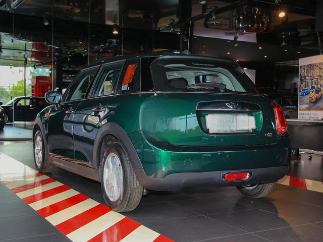 2022款 2.0T COOPER S The Coopers 纪念版 MINI 动力怎么样 MINI 购车手册-