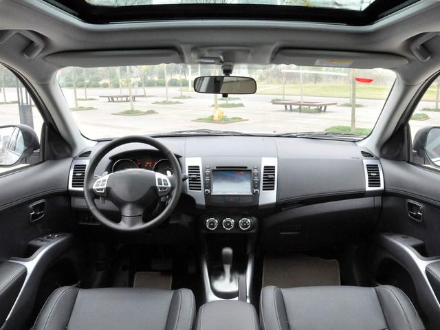 2.0L 欧蓝德EX 自动版配置怎么样 欧蓝德EX购车手册-