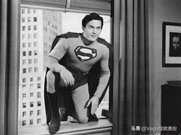 盘点:10位演过超人的好莱坞男神,里夫超帅,卡维尔造型酷