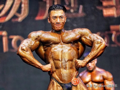 中国健美界谁能和鹿晨辉抗衡?大徒弟程亦山给出了完美诠释