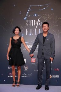 高曙光现任老婆个人资料:嫁二婚大16岁演员高曙光,婚后生一子,如今非常幸福