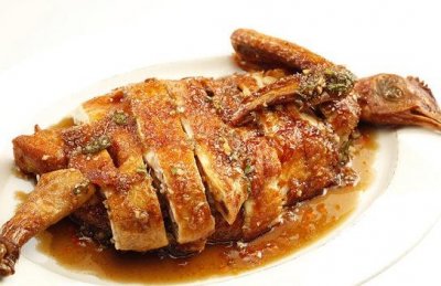 九味贵妃鸡是哪个地方的菜(九味贵妃鸡做法)