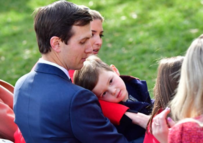 真实的特朗普家族是这样子的……