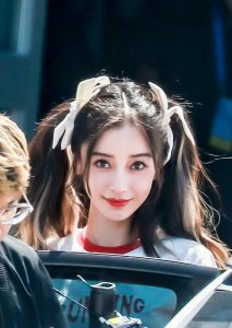 《奔跑吧》第十季(没了陈赫邓超鹿晗,热度和收视仍如此高涨)