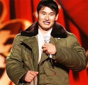 朱之文个人资料:成名后被当成冤大头,为村里修路却挨骂,为何?