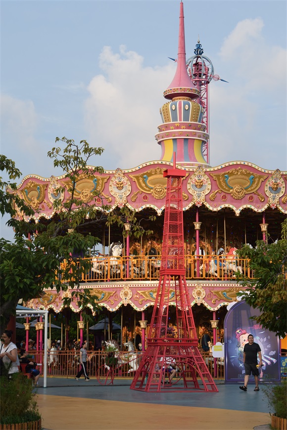 出发,青岛方特梦幻王国夜场